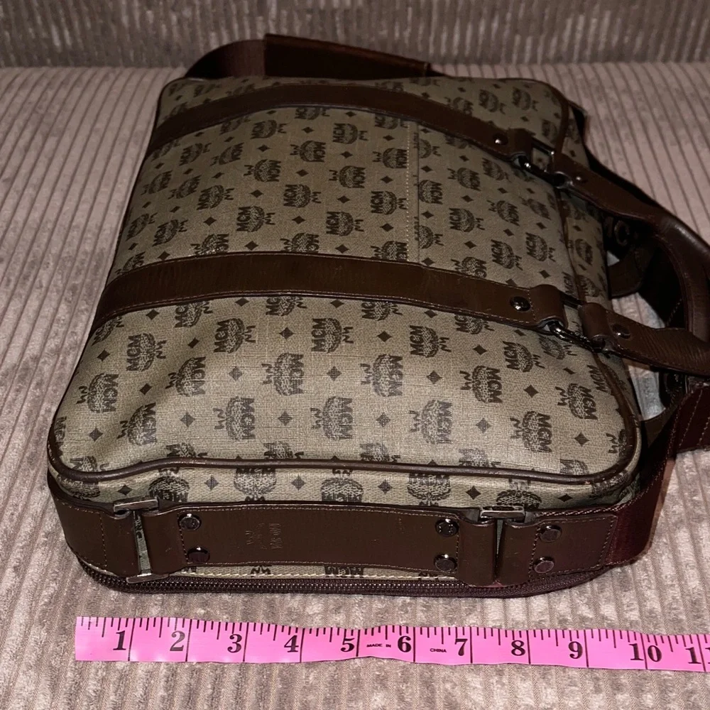 MCM open width authentic
