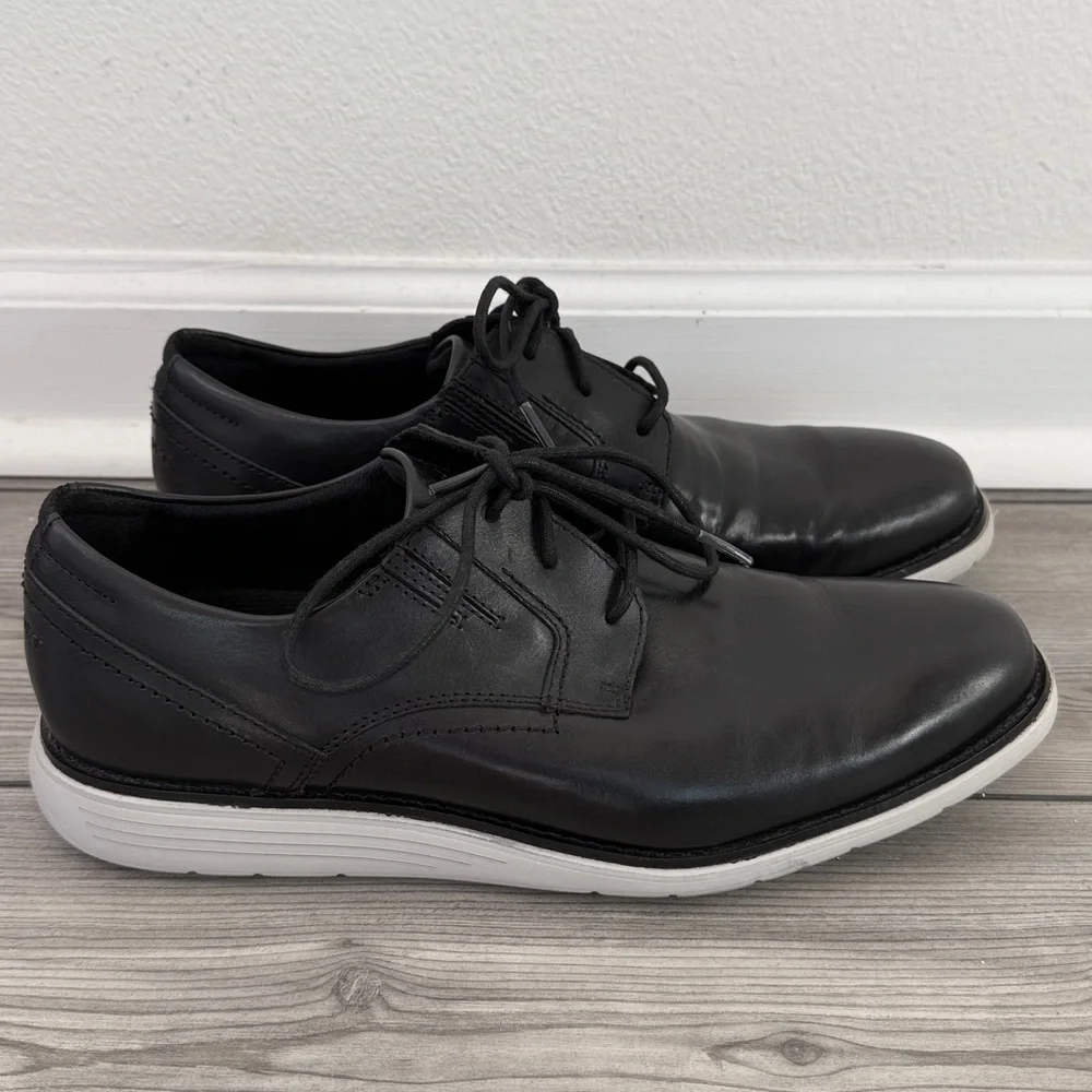 Rockport white leather ideal
