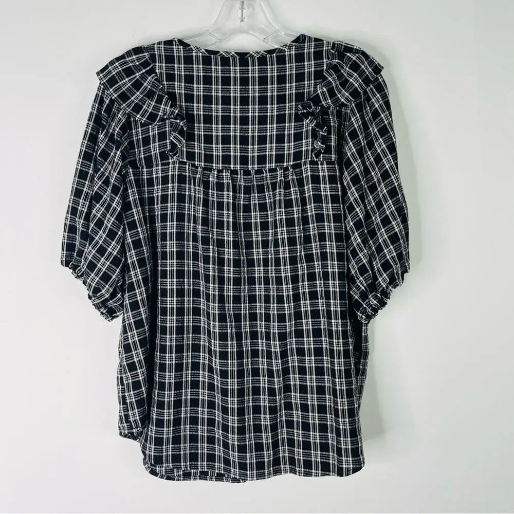 LOFT black white