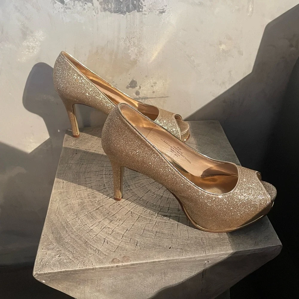 Nine West Glittering Gold Peep-Toe Heels