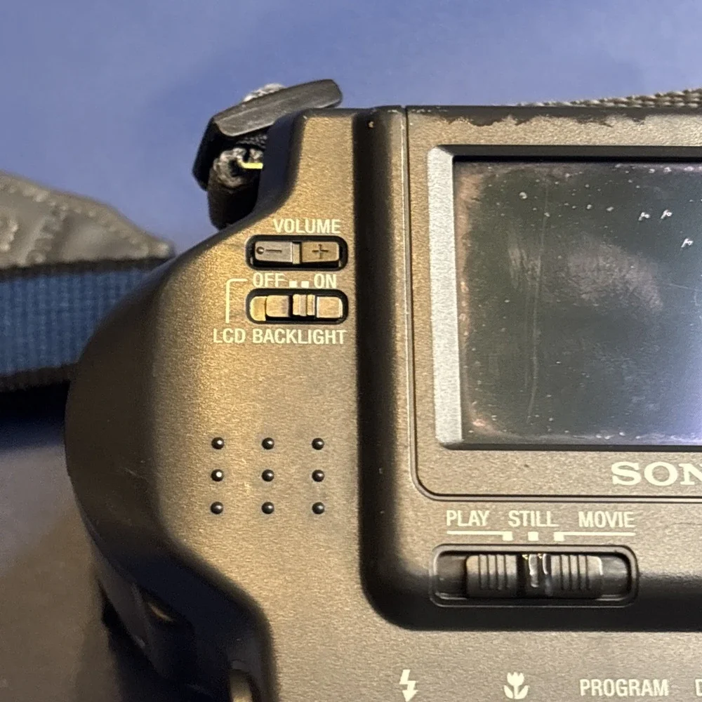 Sony capture piece