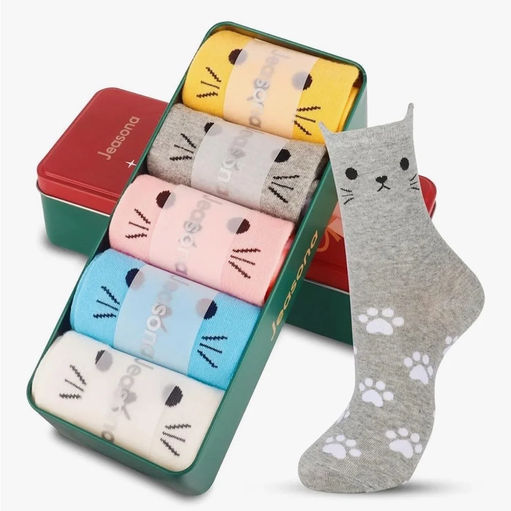 Cat Face Socks Set in tin NWT