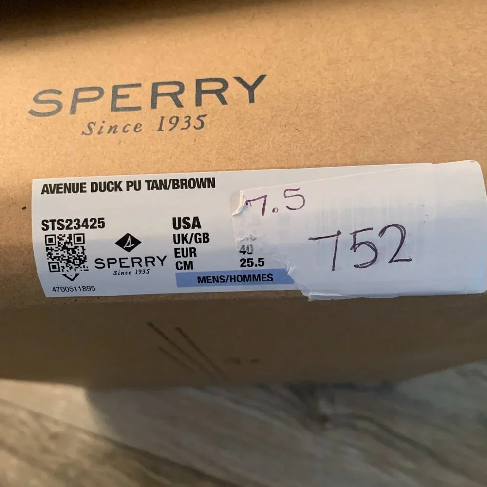 Sperry nwt new