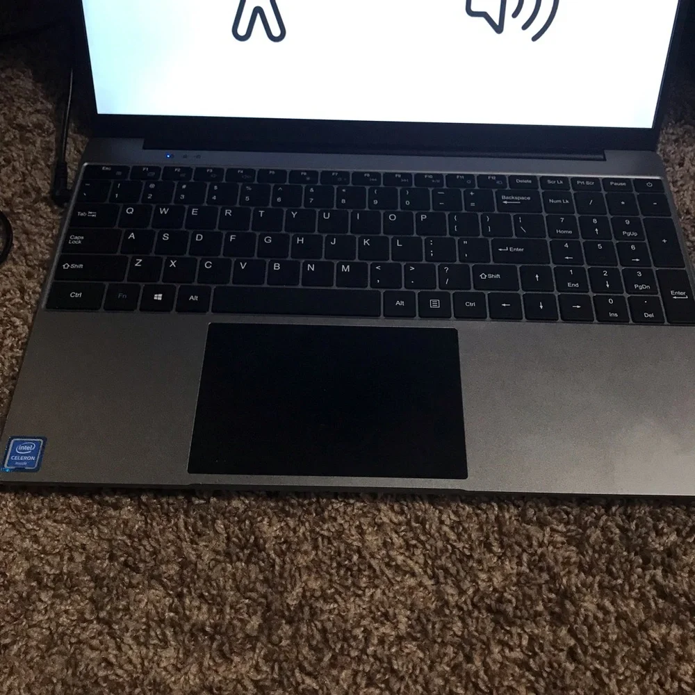 15.6” Laptop 8GB RAM 256GB Hard Drive Intel Celeron, KEYBOARD DOES NOT WORK
