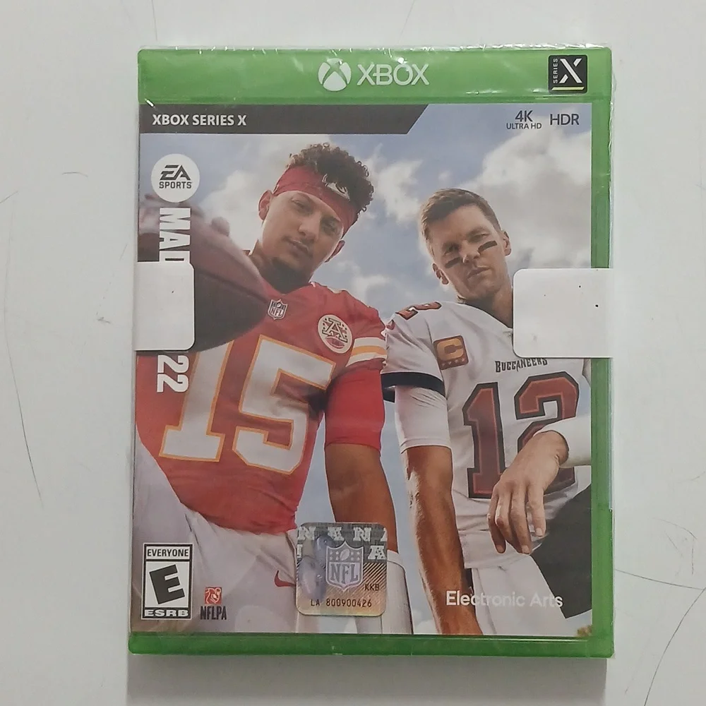 Madden NFL 22 Microsoft Xbox One Xbox Series X EA Sports Brady Mahommes‎ NEW