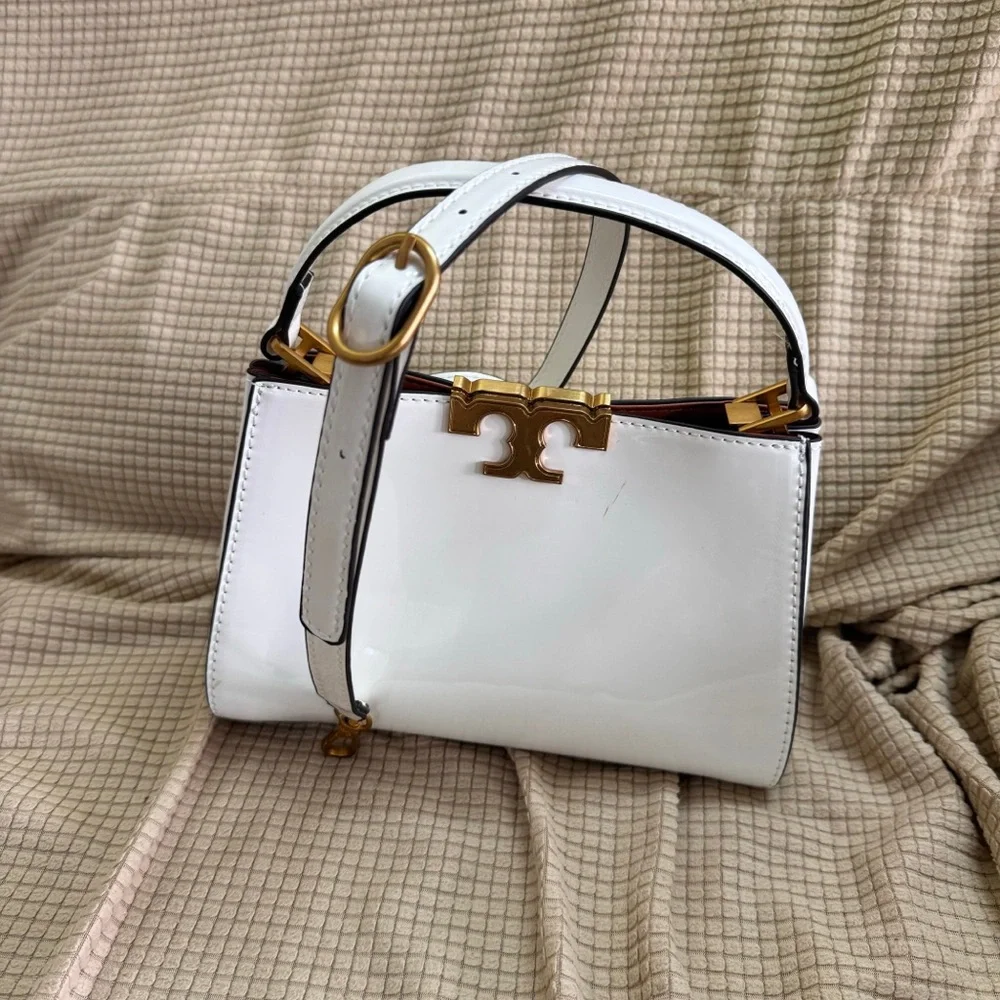 chic white