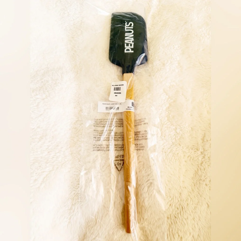 Williams-Sonoma Peanuts Snoopy Woodstock Spatula Snoopy on the Moon NWT