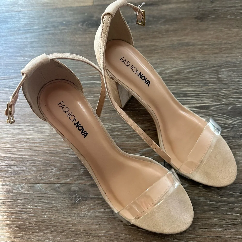 Fashion Nova chic block