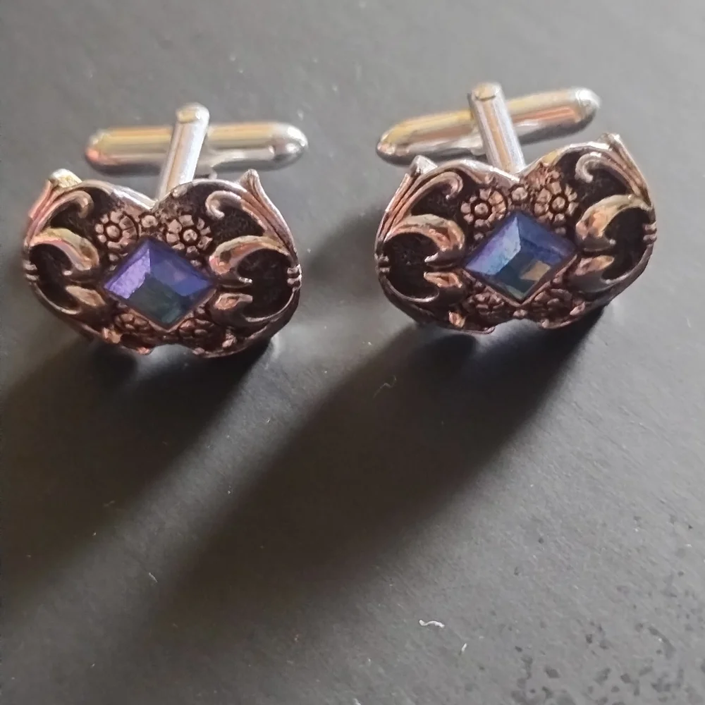 Vintage Swank Men's Cufflinks With Blue Stone‎