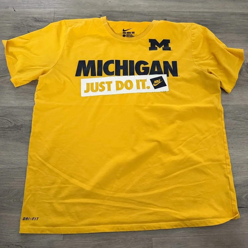 Nike bold yellow