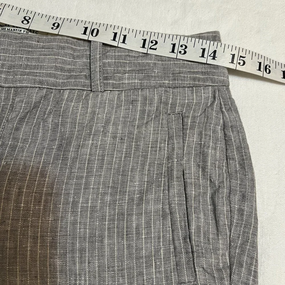 Banana Republic measurements laid