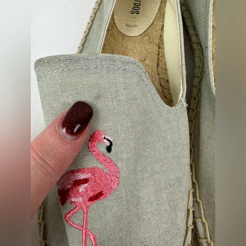 Soludos 10 embroidery