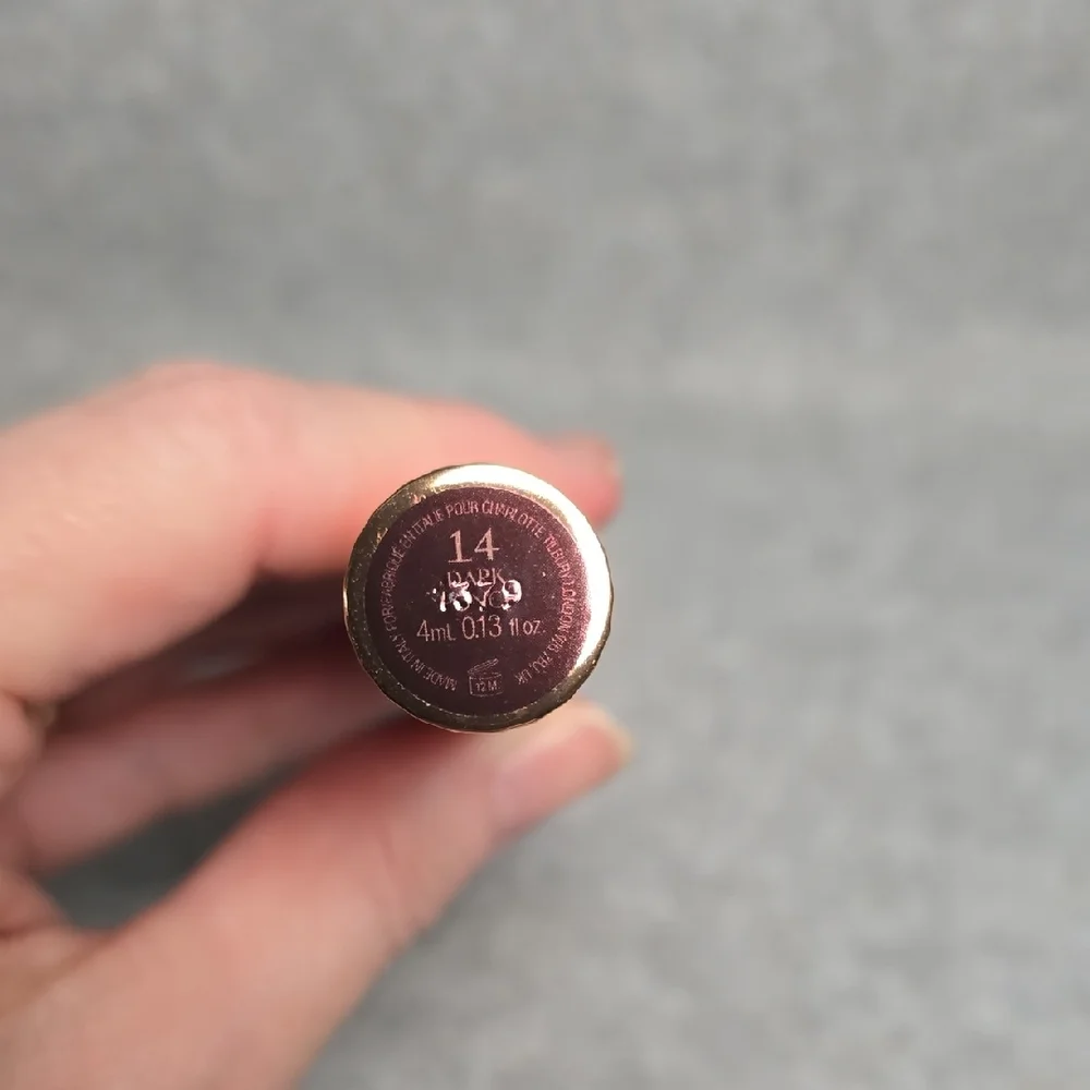 Charlotte Tilbury Magic Away Liquid Concealer - Deep Brown