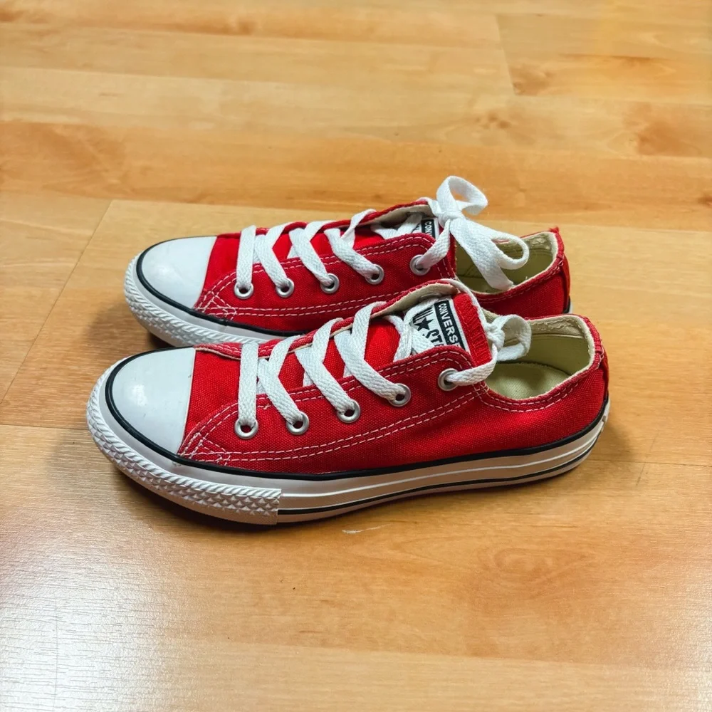 Converse kids from