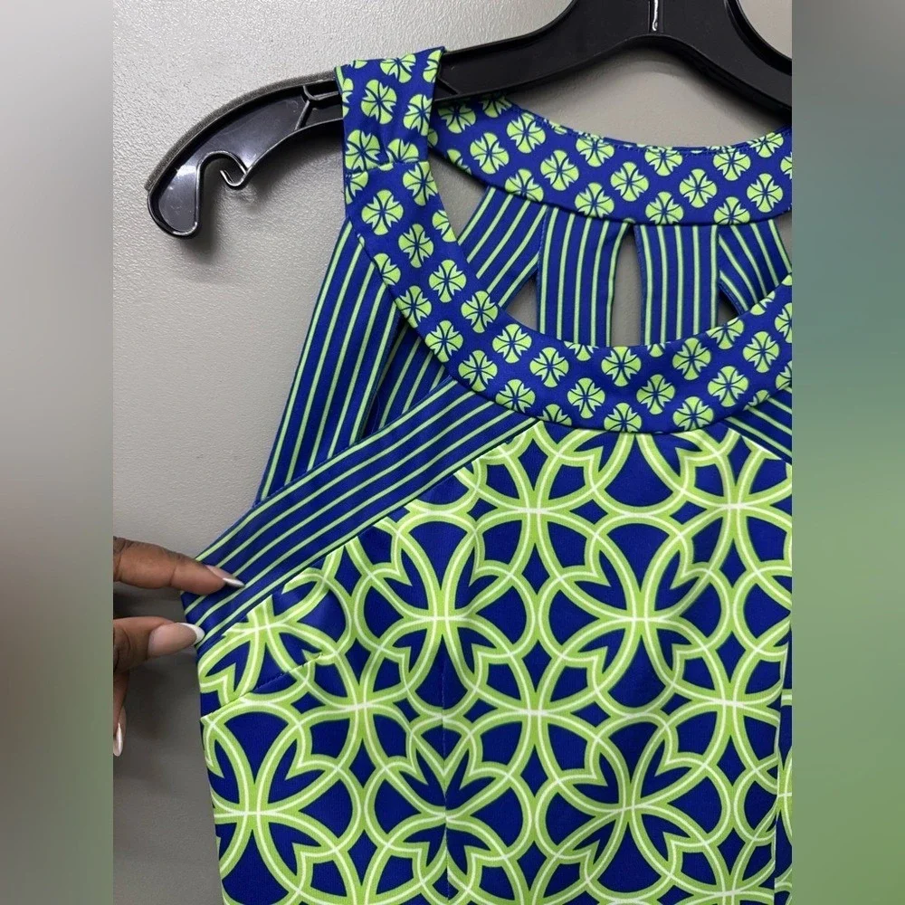 Gretchen Scott Designs stand out