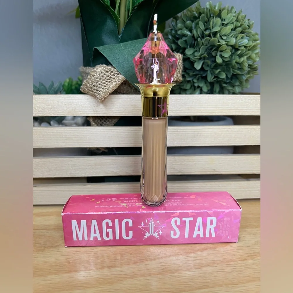 🌸 4/$25 Jeffree Star Magic Star Concealer C19.5