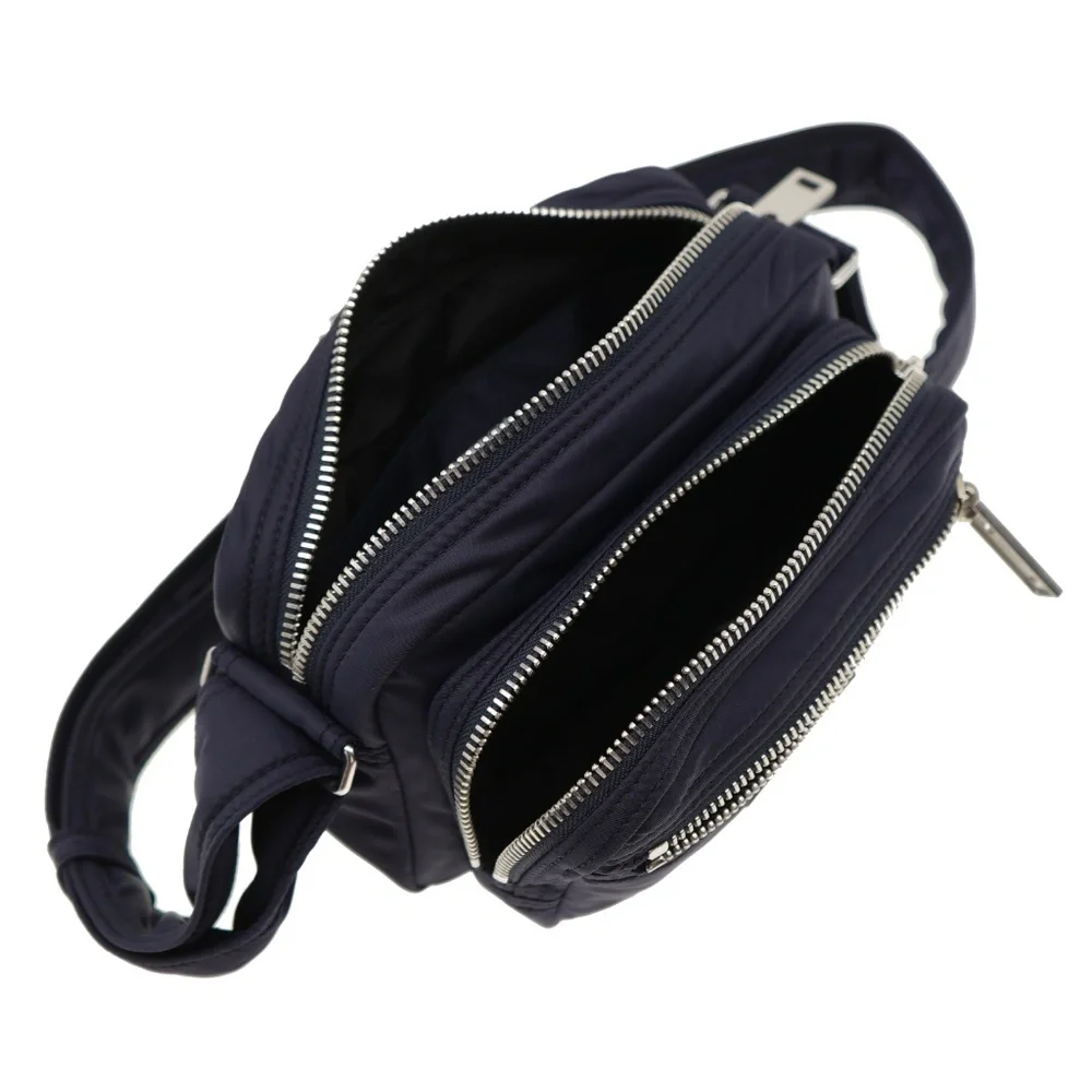 Burberry warner camera nylon
