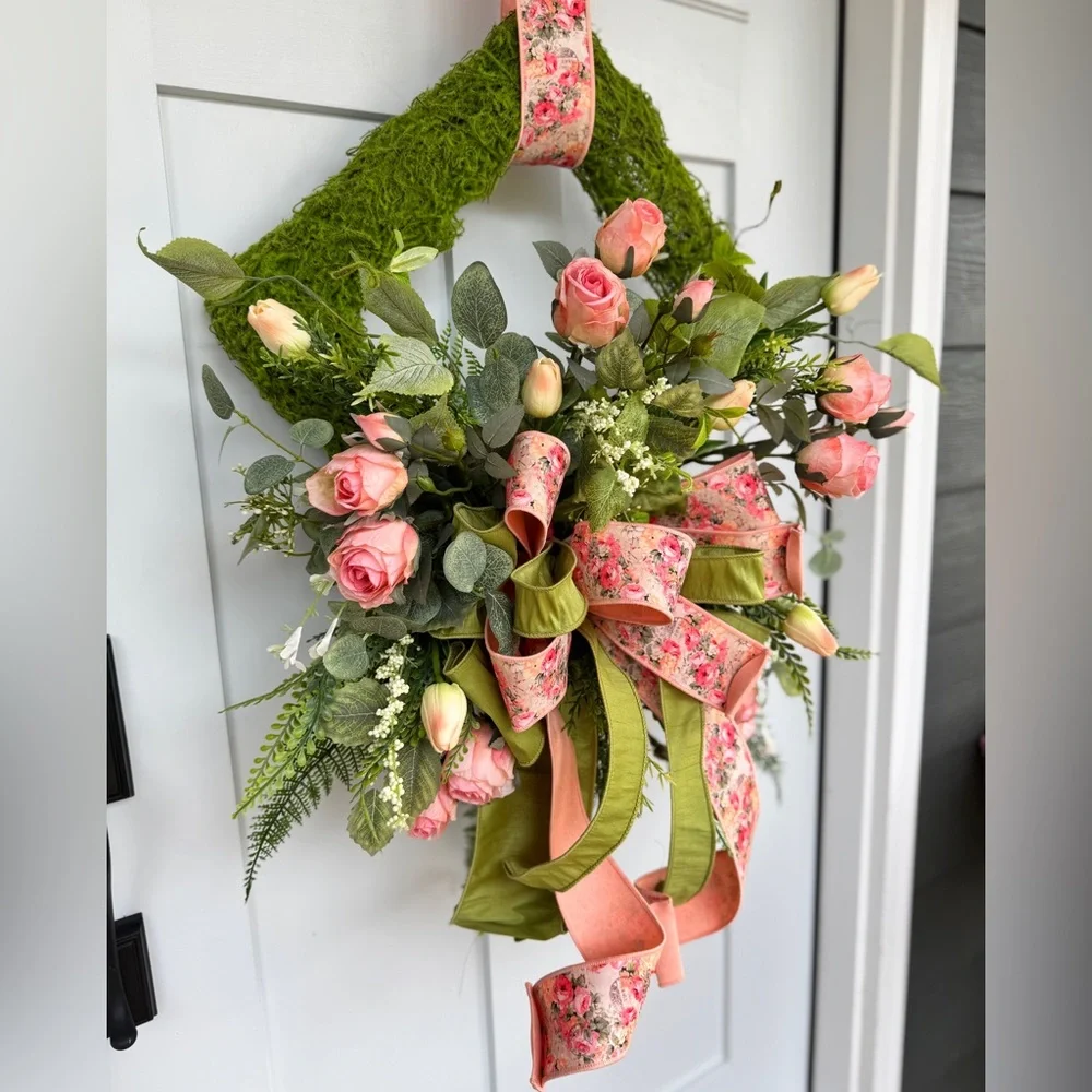 Elegant Rose and Tulip Moss Wreath