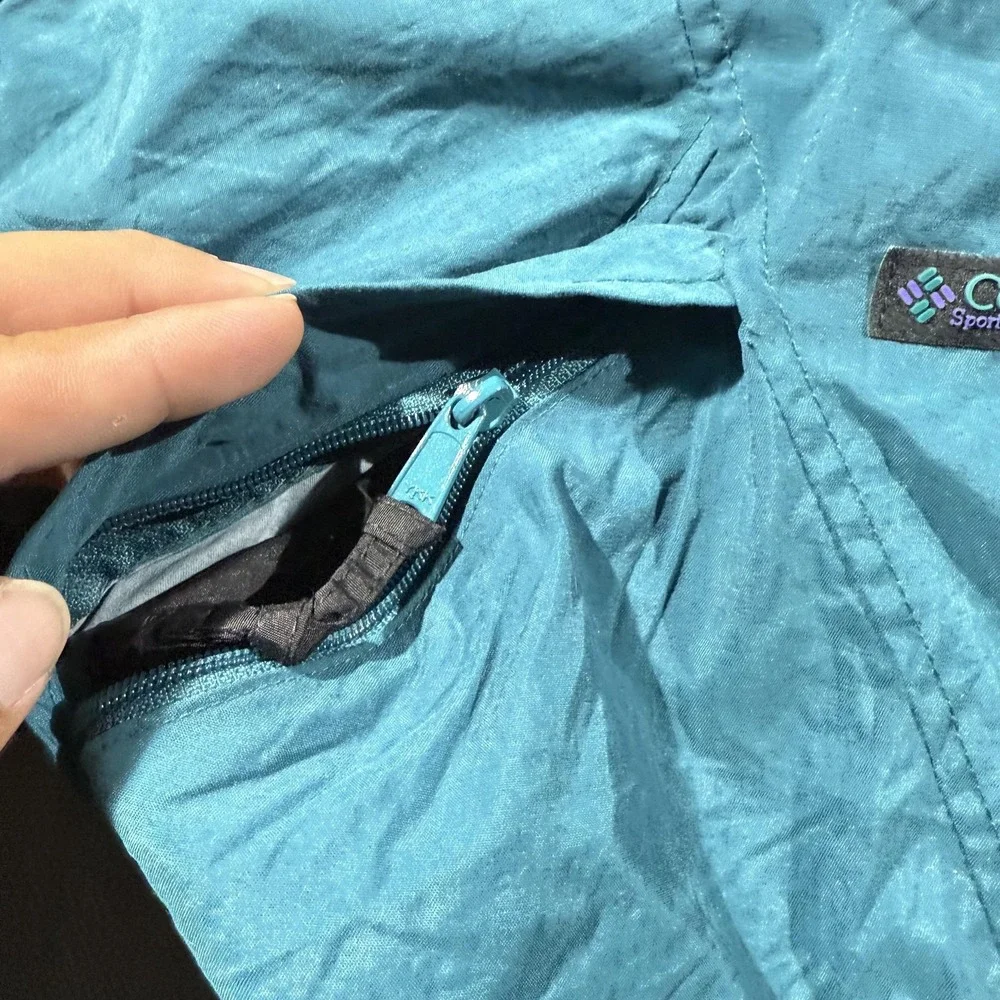 Columbia brand style