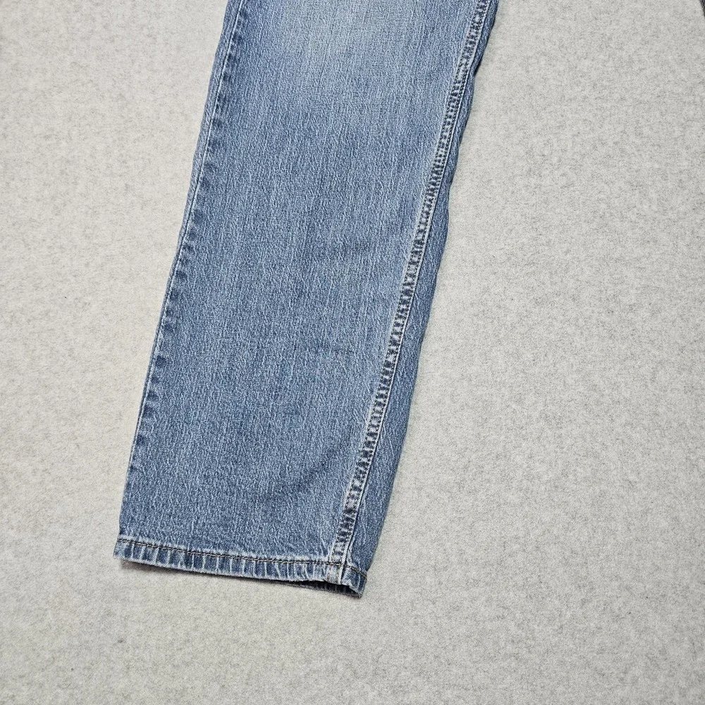 Levis levi mid