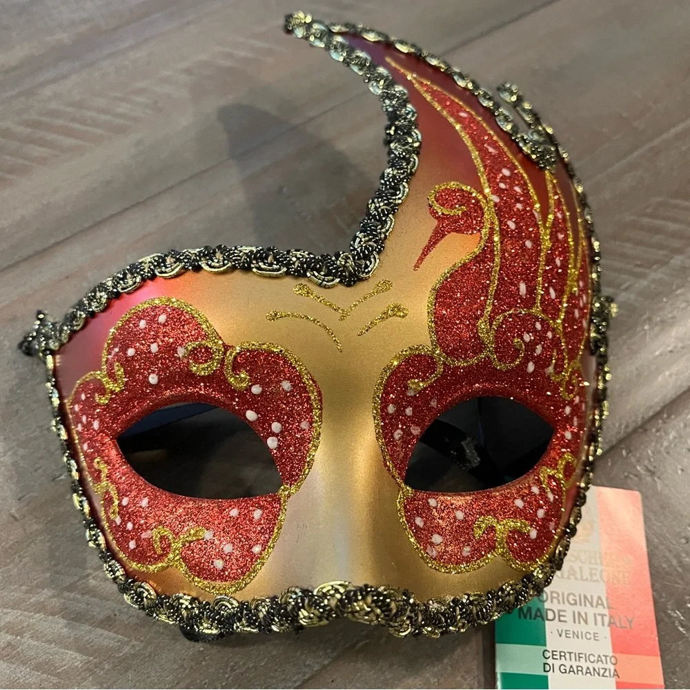 La Maschera Del Galeone nwt italian