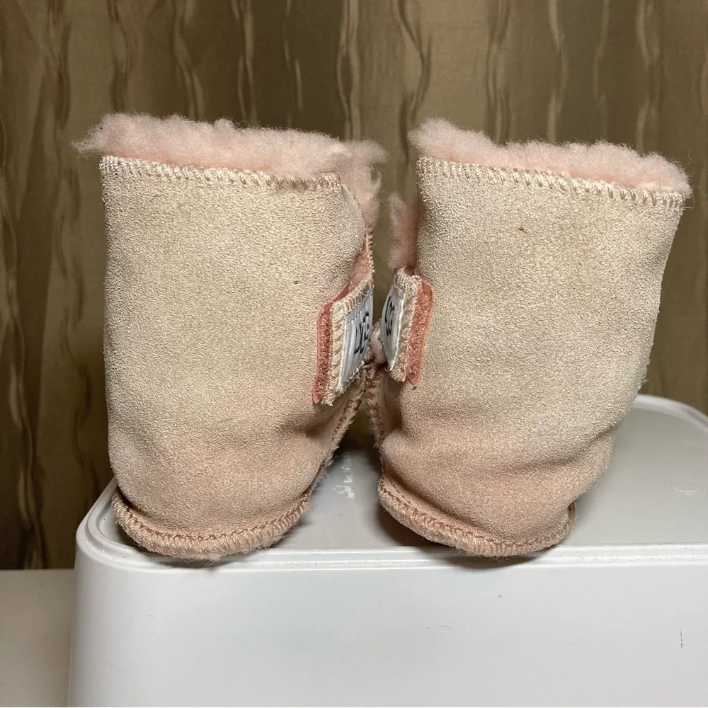 UGG orders days