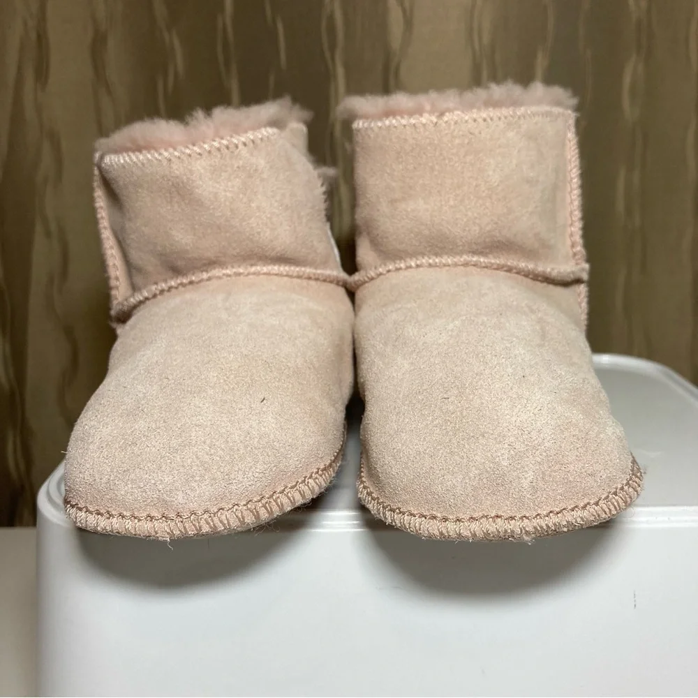 UGG business description classic