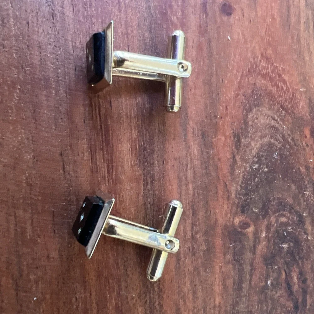 The Unbranded Brand gold tone