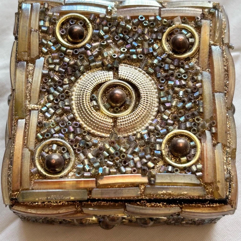 N/A elegant beaded