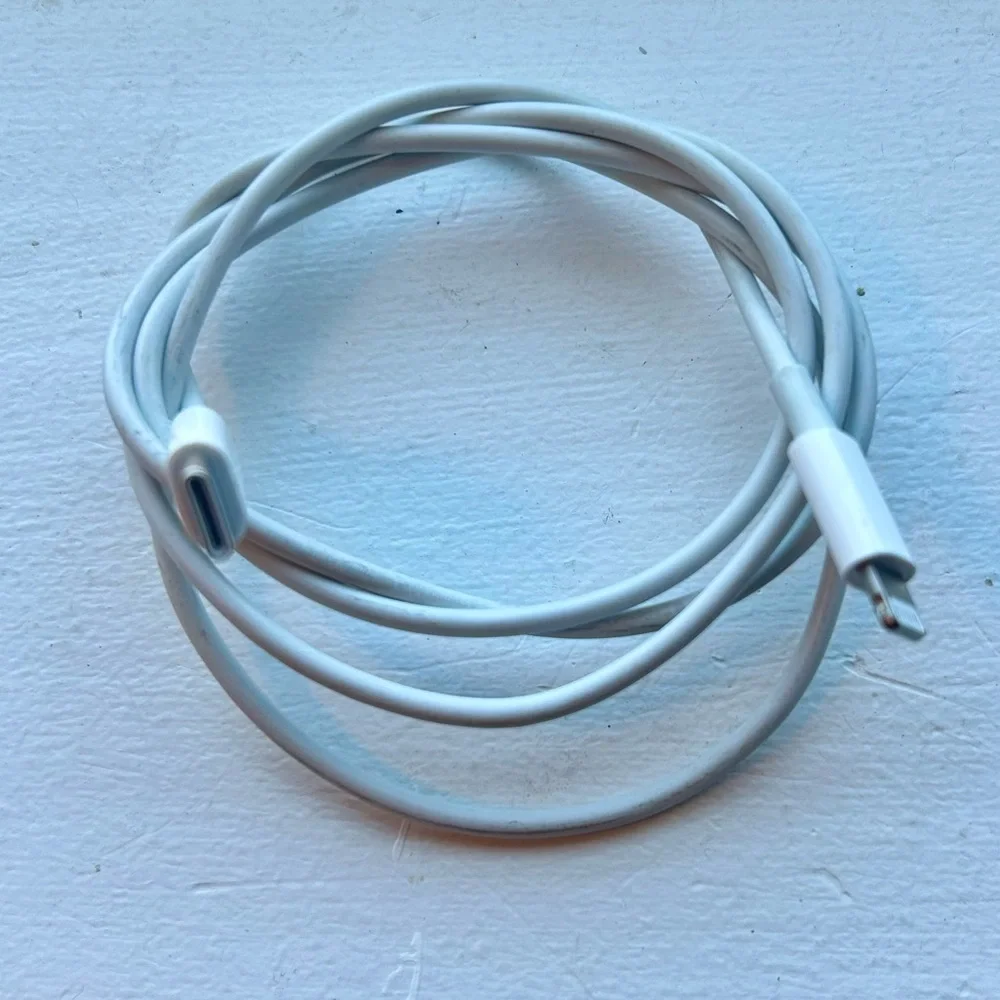 Apple durable braided