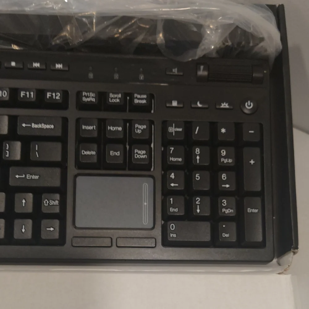 ADESSO easytouch 445