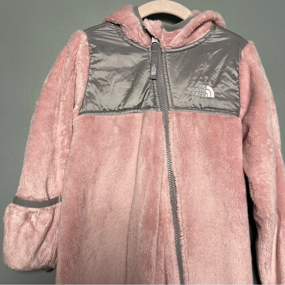 The North Face standard fit