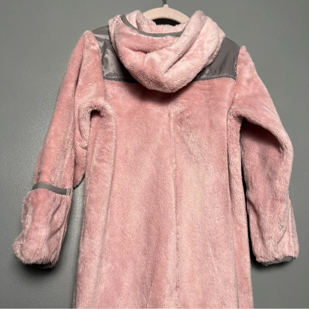 The North Face standard fit