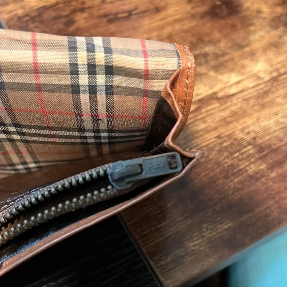 Burberry embossed wallet leather