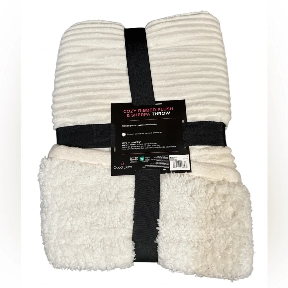 Cuddl Duds Ribbed Plush Sherpa Throw in White