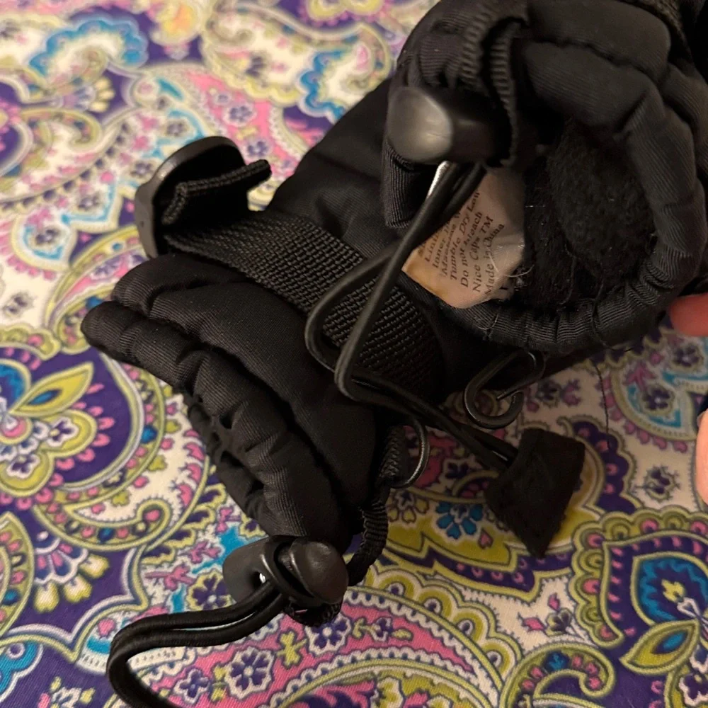 N/A waterproof gloves