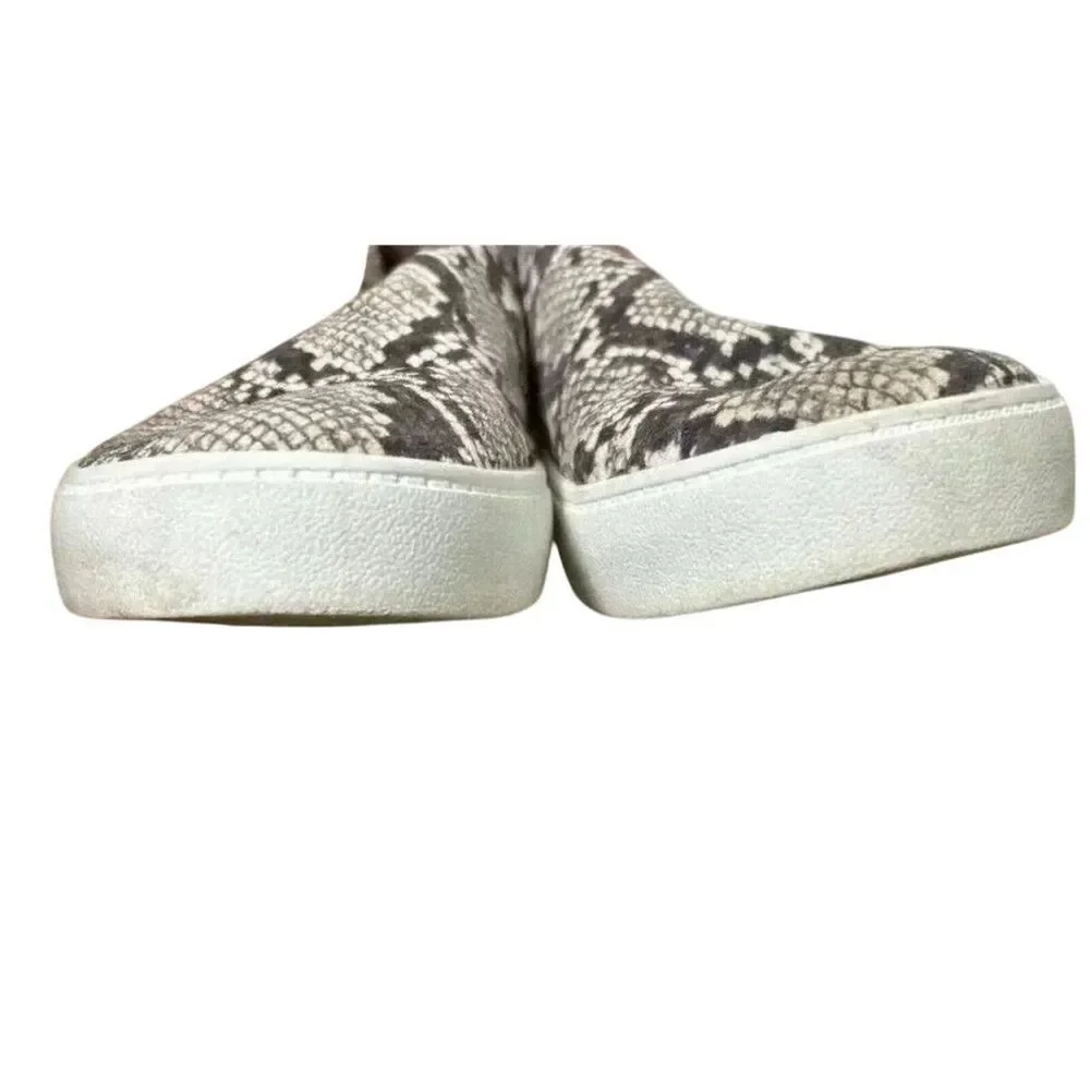 Steve Madden step out