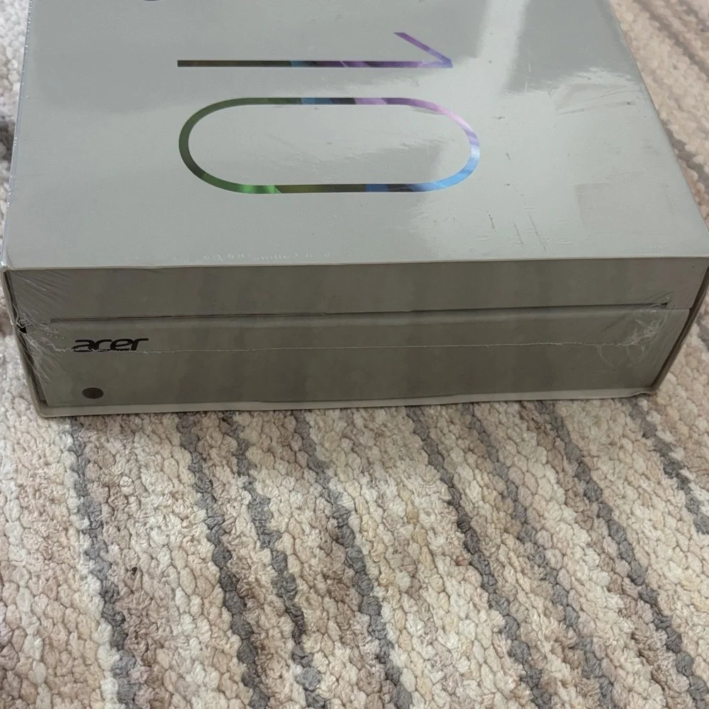 Acer Iconia Tab P10 - Sleek Gray Brand New Sealed USB-C