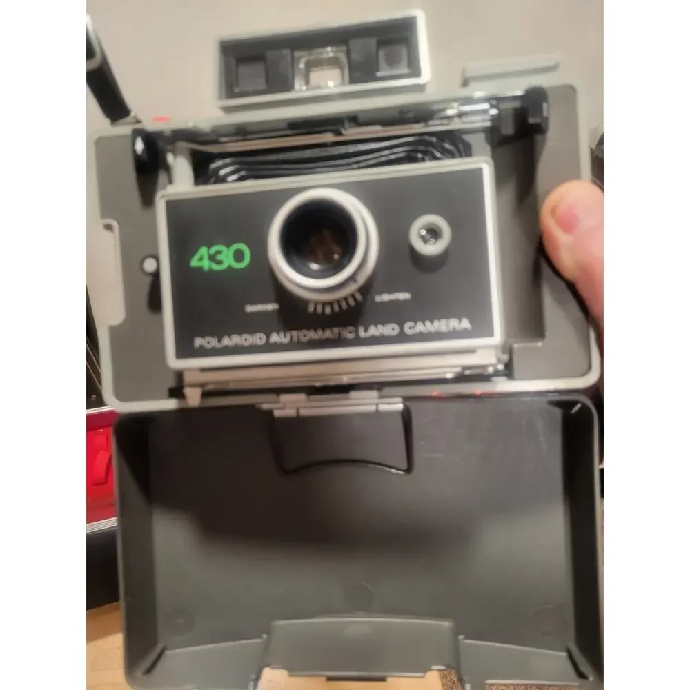 Polaroid great comes