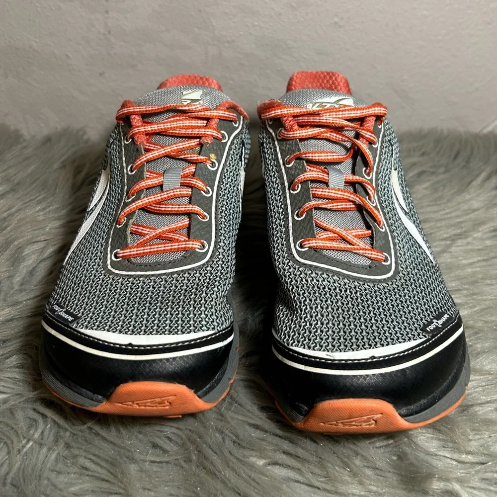 Altra Lone Peak 2.5 Running Black Gray Mesh Red Accents Trail Sneaker Size 7.5