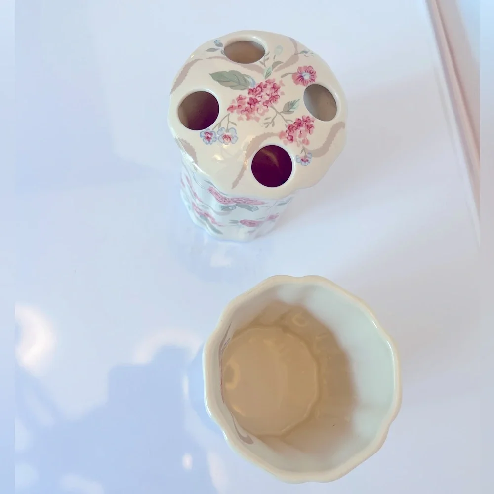 Not Shown vintage ceramic