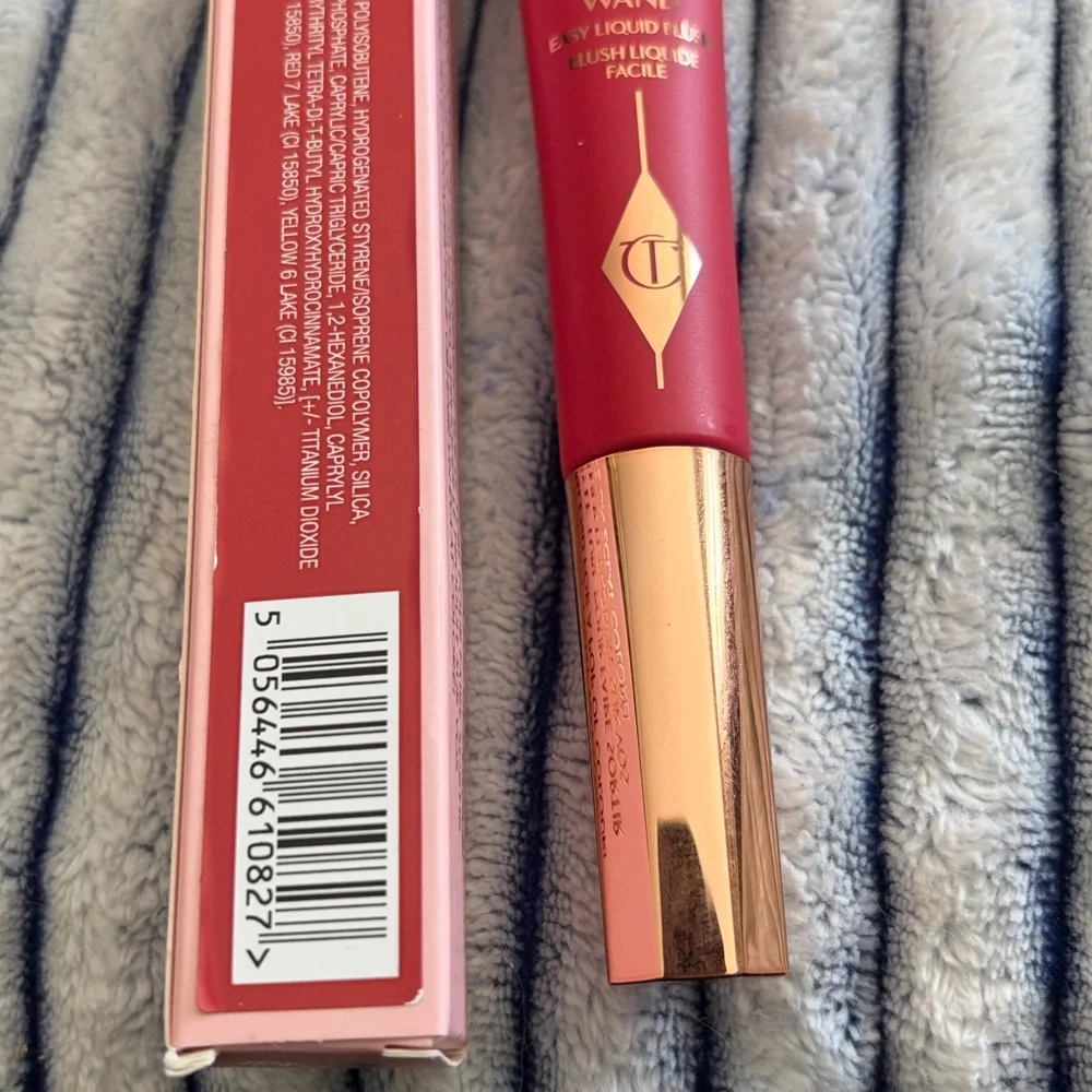 Charlotte Tilbury Matte Beauty Blush Wand - Dream Pop