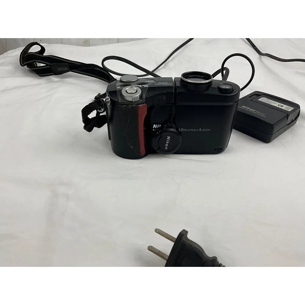 Nikon coolpix 4500
