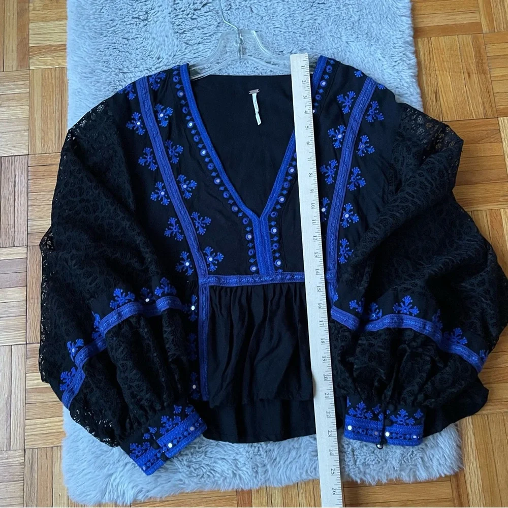 FREE PEOPLE Boogie All Night Peasant Blouse Embroidered Mirror Lace Size Large