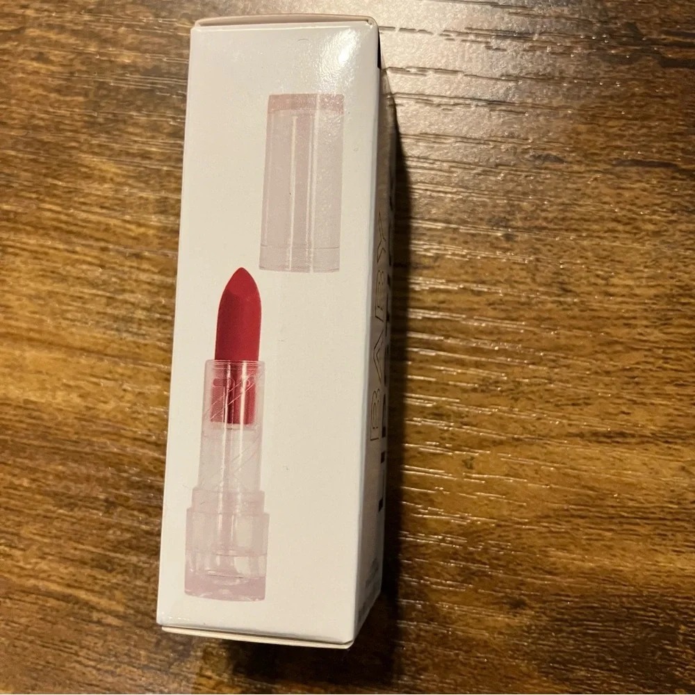 Makeup Revolution just sealed creamy