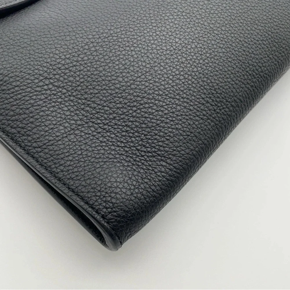Gucci leather black