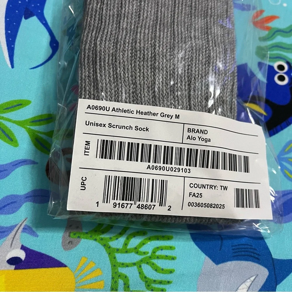 ALO Yoga new alo