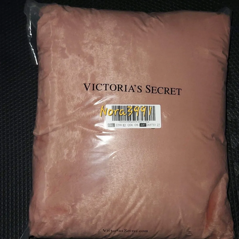 Victorias Secret plush season faux
