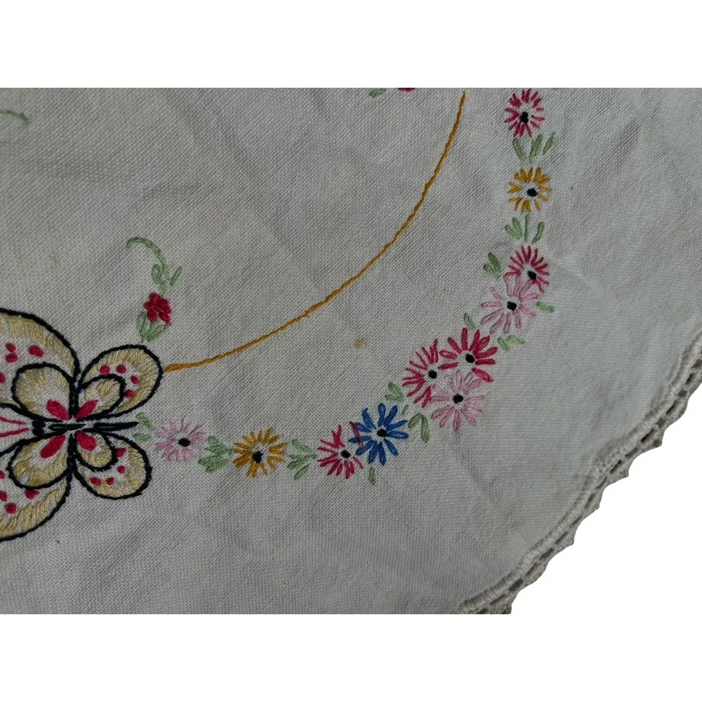 Source Unknown vintage embroidered