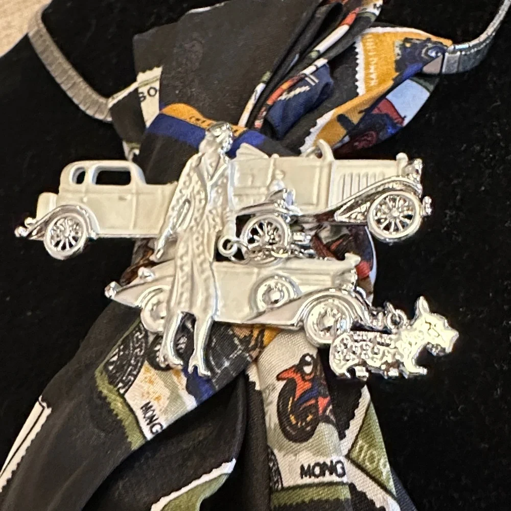 N/A unique necktie